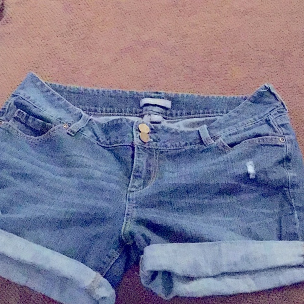 New York & company woman’s Jean shorts size8